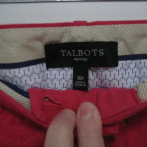Bright Pink! Talbots capris - Picture 2 of 4